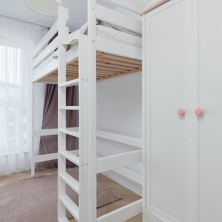 Gdynia Nasypowa Apartments With Parking By Noclegi Renters Екстер'єр фото