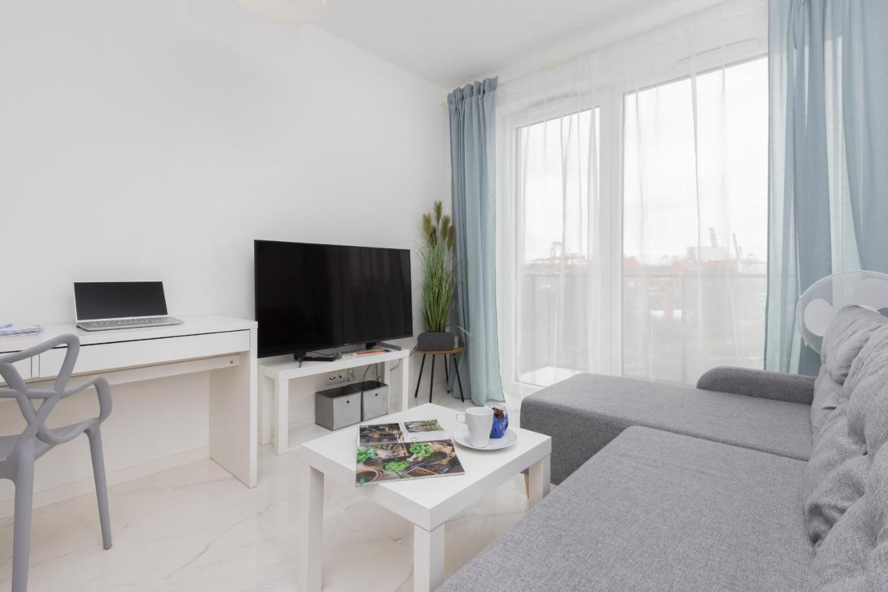 Gdynia Nasypowa Apartments With Parking By Noclegi Renters Екстер'єр фото