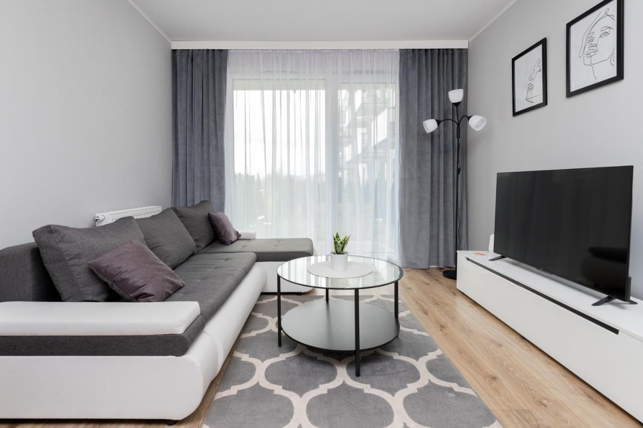 Gdynia Nasypowa Apartments With Parking By Noclegi Renters Екстер'єр фото