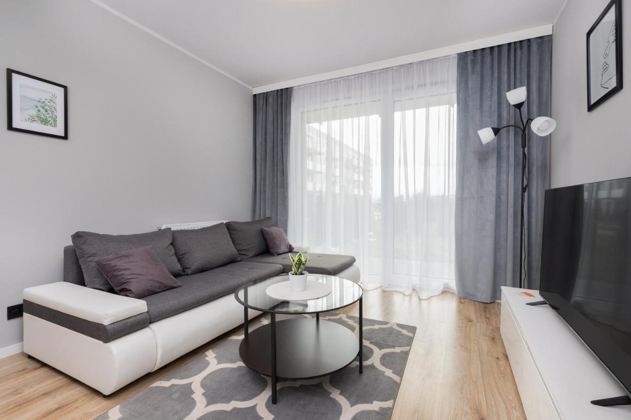 Gdynia Nasypowa Apartments With Parking By Noclegi Renters Екстер'єр фото