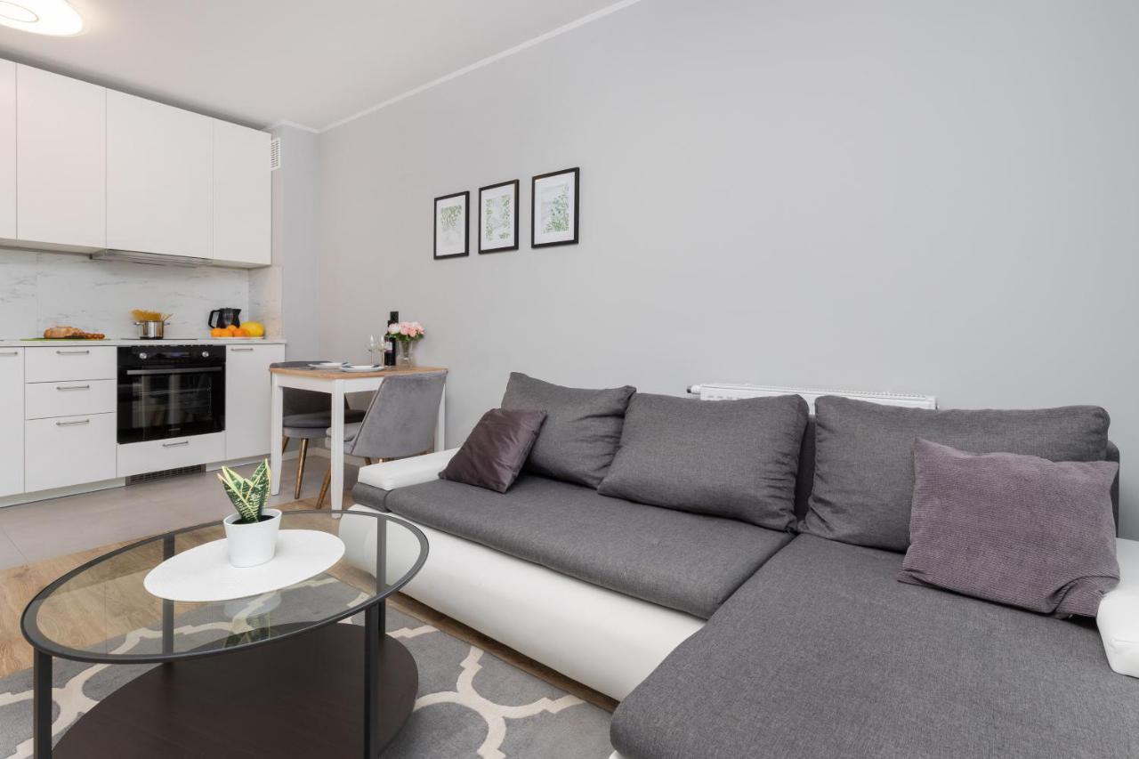 Gdynia Nasypowa Apartments With Parking By Noclegi Renters Екстер'єр фото